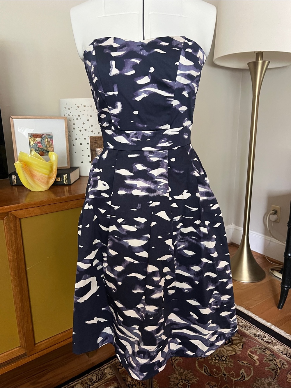 H&M Strapless Navy and White Abstract Print Dress